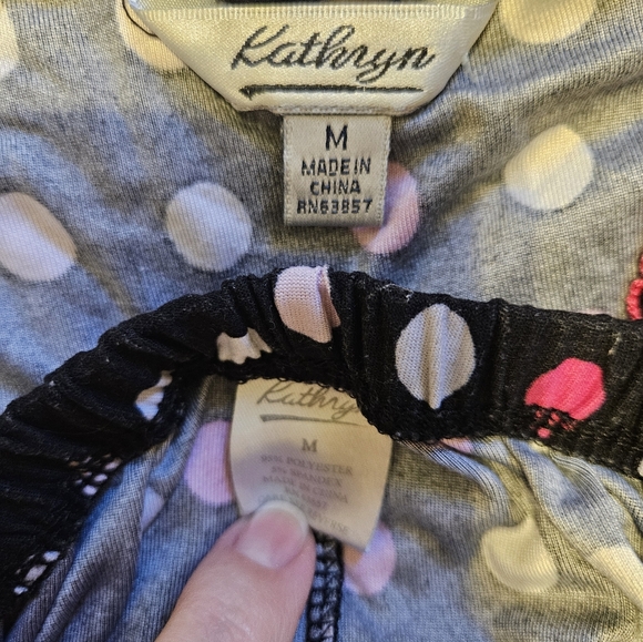 Pajama set - Picture 3 of 3